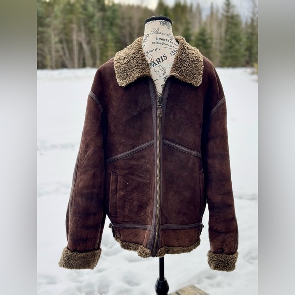 Danier Other - ✨ Vintage Danier Essentials Shearling Jacket ✨